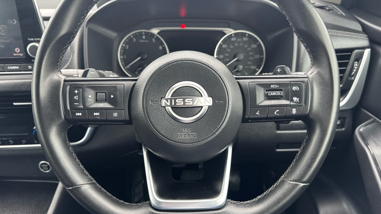 Nissan Qashqai 1.3 DiG-T MH 158 Acenta Premium 5dr Xtronic Petrol Hatchback